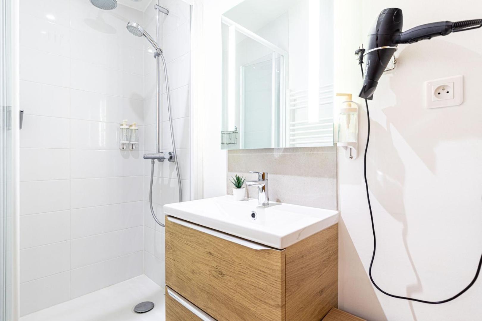 פריז Guestready - Serene Stay Near Champ De Mars מראה חיצוני תמונה